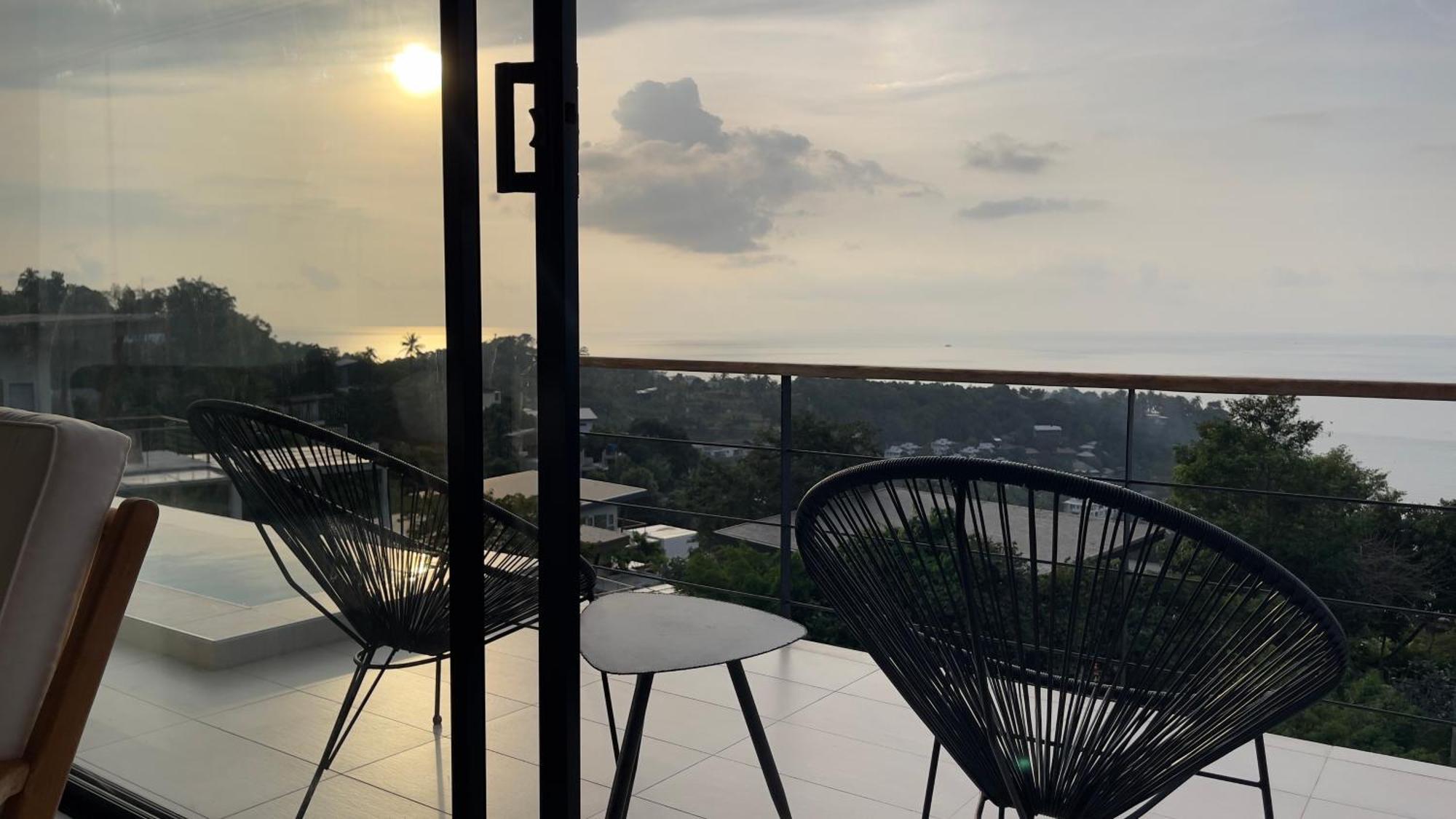 Infinity Villa Salad Beach Exterior photo